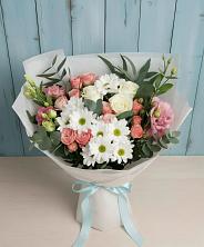 Букет цветов из:  Розы, Лизиантусы и Хризантемы в Самотовино