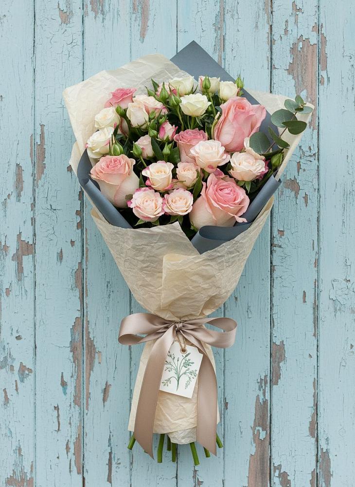 Букет цветов из: Розы в Самотовино