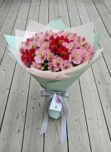 Букет цветов из:  Альстромерии в Самотовино