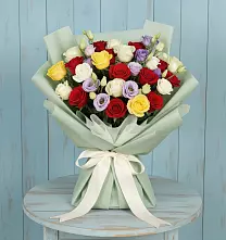 Букет цветов из:  Розы в Самотовино