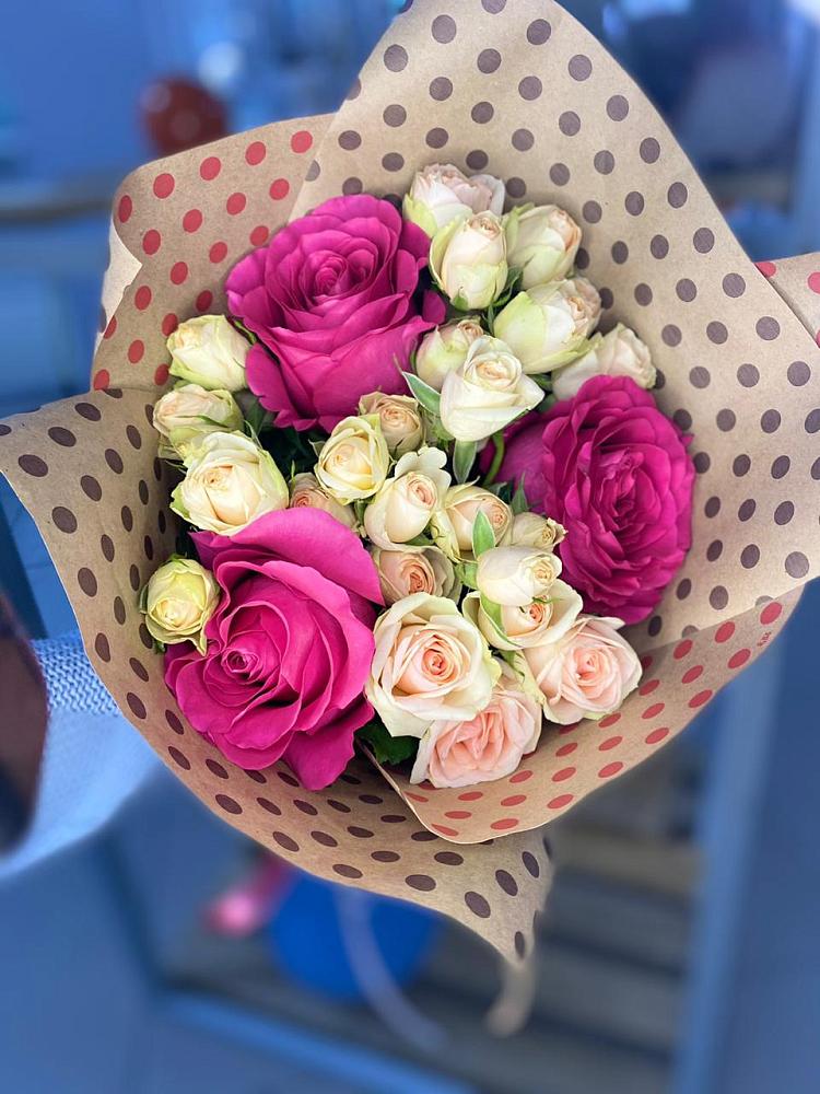 Букет цветов из: Розы в Самотовино