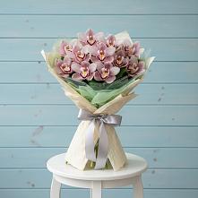 Букет цветов из:  Орхидеи и Розы #REPLACE_PRED# Самотовино