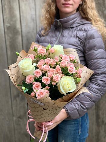 Букет цветов из: Розы в Самотовино
