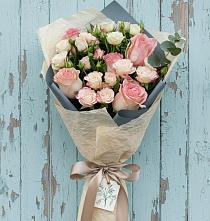 Букет цветов из:  Розы в Самотовино