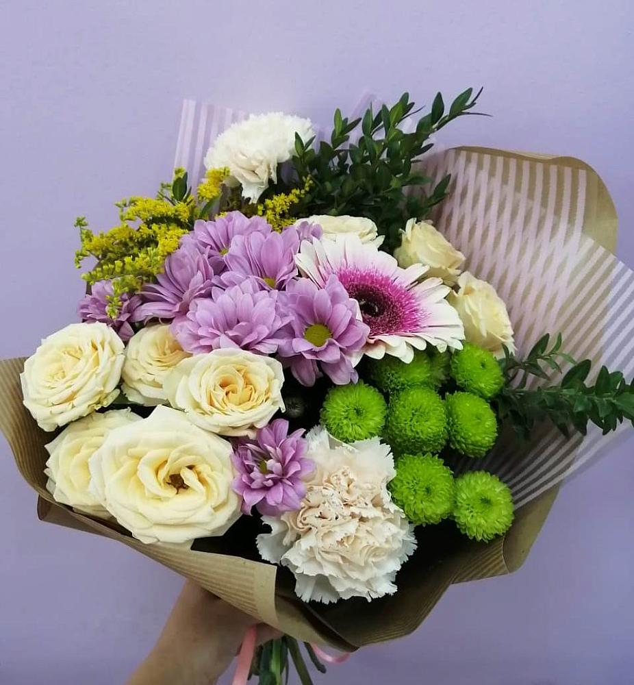 Букет цветов из: Хризантемы, Розы, Гвоздики и Герберы в Самотовино