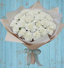 Букет цветов из:  Гвоздики в Самотовино