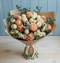 Букет цветов из:  Альстромерии и Розы в Самотовино